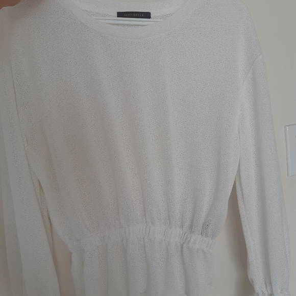 Suzy Sheer long sleeve sheer top - Picture 2 of 8